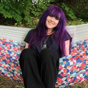 Meet your Posher, Carolyn